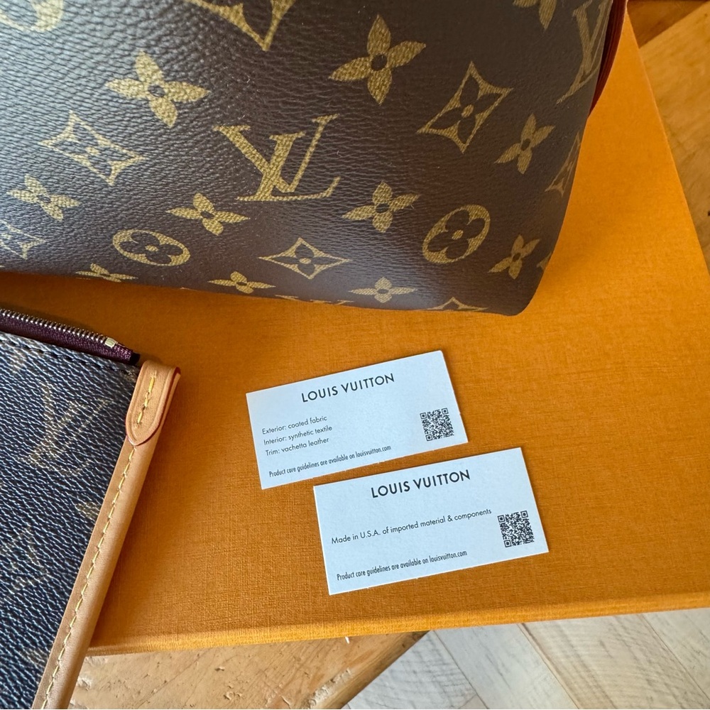 NWT AUTHENTIC LOUIS VUITTON CARRYALL PM SHOULDER BAG - Picture 3 of 11